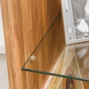 NordicStory Armario Vitrina de madera maciza de roble &quot;Escandi 3&quot; 120 x 45 x 155 cm.