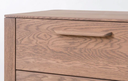 NordicStory Aparador Cómoda de madera maciza de roble &quot;Atlanta 1&quot; 66,2 x 46 x 118,4 cm.